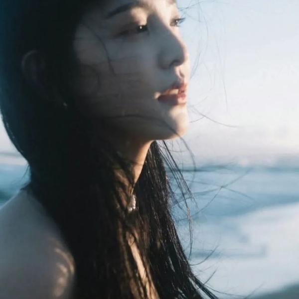 奎师那与伊人